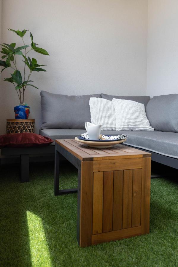 Stylish 2Bdr Apartment- Free Garage ซาเกร็บ ภายนอก รูปภาพ